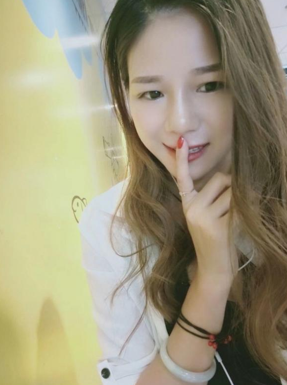 小活儿妹子，模特身材，性价比高！